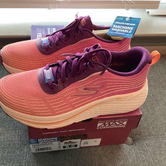 Skechers Women's Max Cushioning Elite 2.0 - Alaura Athletic Running Sneakers - Picture 11 of 11